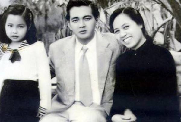 Chuyện nhạc sĩ Đoàn Chuẩn phải lòng giọng ca nổi tiếng nhất Hà Nội khi đã có vợ