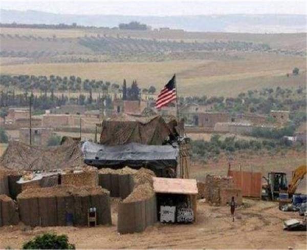 Nga chiếm đóng 16/23 căn cứ Mỹ ở Syria mà không cần một phát súng