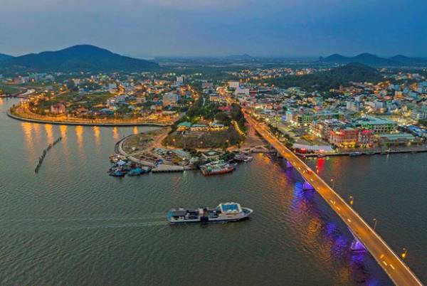 Sau một năm lên thành phố,Hà Tiên hướng lên đô thị loại 2 trước năm 2025, mục tiêu hút 6,4 triệu khách