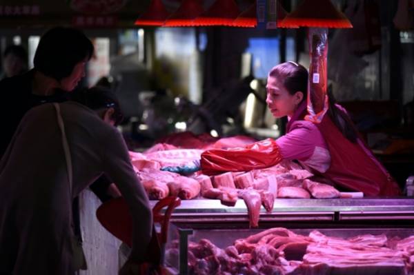 Trung Quốc miễn thuế đối với một số loại đậu nành, thịt lợn Mỹ
