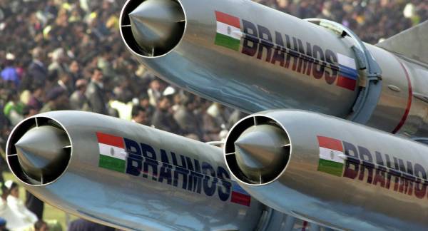 ‘Chơi trội’ ở Đông Nam Á, Philippines công khai ý định mua tên lửa siêu thanh BrahMos