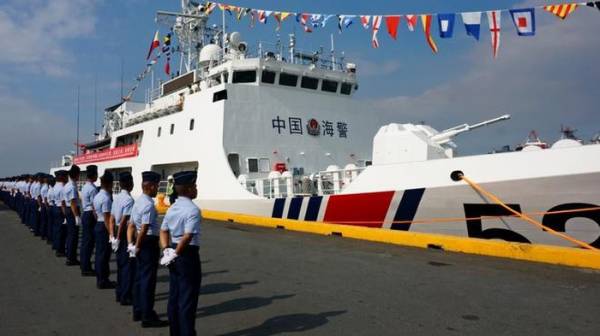 Tàu cảnh sát biển Trung Quốc lần đầu thăm Philippines