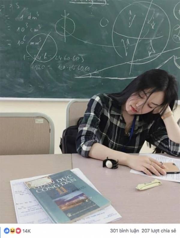 Chỉ sau một bức ảnh ngủ gật, nữ giáo viên bất ngờ nổi ‘rần rần’ trên mạng chỉ sau một đêm