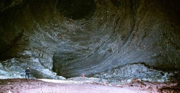 Phát hiện nhiều địa điểm có dấu tích văn hóa người tiền sử trong hang động ở Tuyên Quang