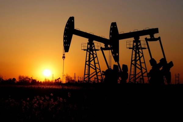Lo ngại về nhu cầu dầu mỏ của Trung Quốc giảm do virus corona, OPEC tìm giải pháp