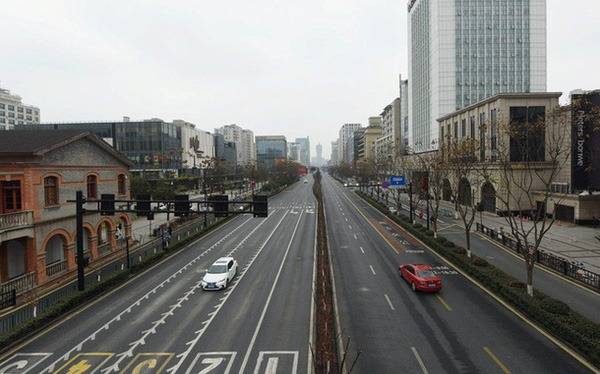Trung Quốc phong tỏa 4 thành phố lớn tỉnh Chiết Giang, mỗi gia đình chỉ được ra đường 2 ngày 1 lần