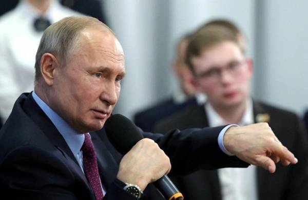 Dịch Corona: Đây là cách Điện Kremlin phòng chống virus lây cho ông Putin