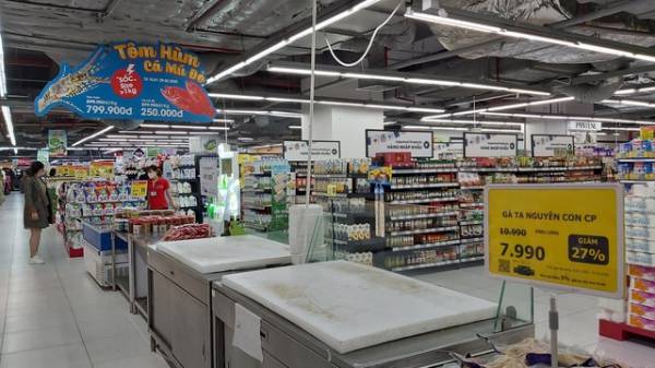 Dân Hà Nội lùng siêu thị, canh cả ngày không được ‘giải cứu’ tôm hùm