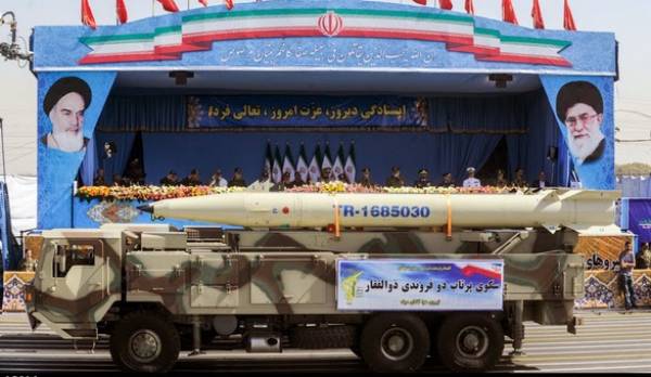 Mỹ trừng phạt các công ty và cá nhân hỗ trợ chương trình tên lửa của Iran