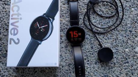 Samsung công bố hai mẫu đồng hồ thông minh mới