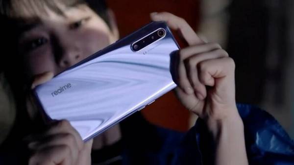Realme ra mắt X50 Pro - Smartphone cấu hình cao cấp với mức giá “mềm”