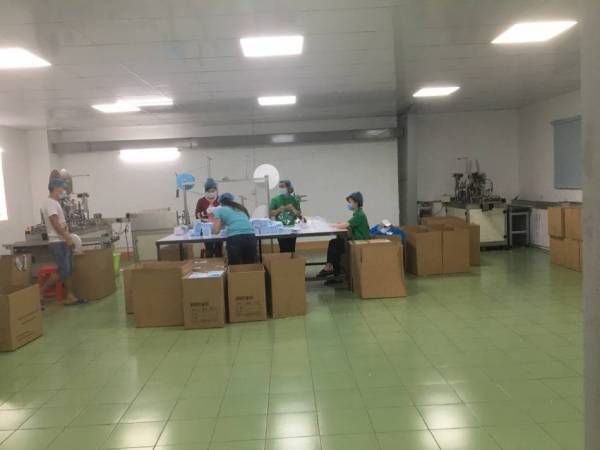 Bình Dương phát hiện 01 cơ sở sản xuất khẩu trang y tế không công bố chất lượng sản phẩm