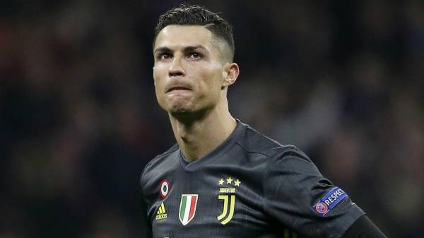 Đằng sau sự hy sinh của Ronaldo