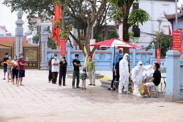 Hà Nội: Người dân khi mua thuốc cảm, ho, sốt tại hiệu thuốc đều phải khai báo y tế