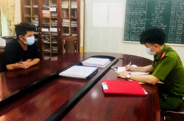 Công an huyện Vị Xuyên bắt giữ đối tượng lừa bán khẩu trang y tế trên mạng xã hội facebook