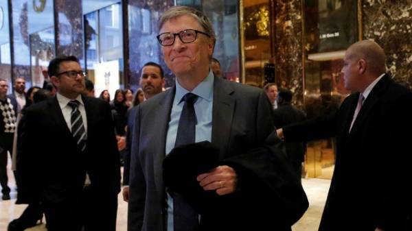 Tỷ phú Bill Gates từng cảnh báo ông Trump về đại dịch từ năm 2016