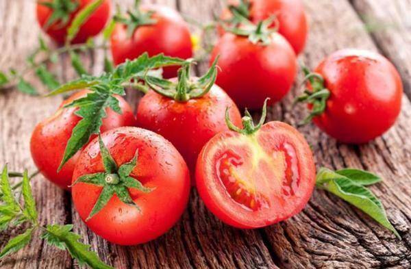 Làm đẹp da với cà chua: an toàn, tiết kiệm