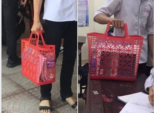 “Thanh niên cứng nhất năm”: Lấy giỏ đi chợ của mẹ đựng sách vở đi học