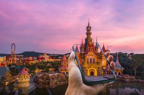 Công viên chủ đề VinWonders Phú Quốc ứng dụng trải nghiệm giải trí ảo