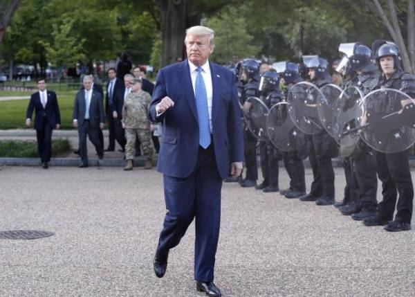 Tổng thống Trump định điều 10.000 lính ứng phó biểu tình khắp nước Mỹ
