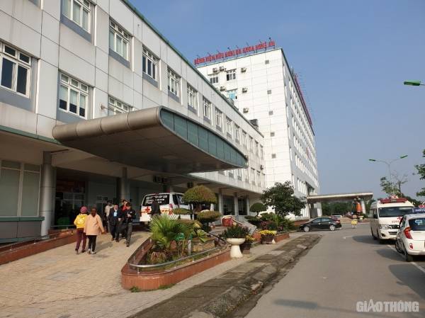 Một dược tá BV đa khoa Nghệ An bị bắt vì nghi ngờ tuồn thuốc ra ngoài