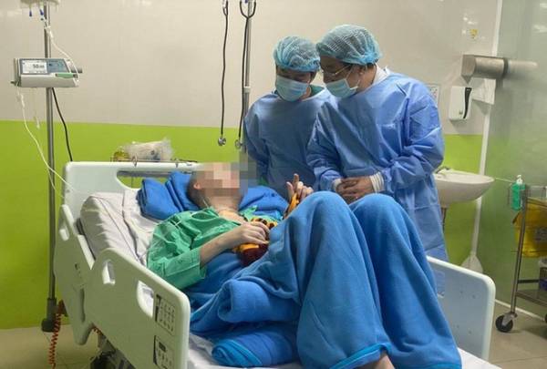 Bệnh nhân 91 nói lời cảm ơn bác sĩ Việt Nam