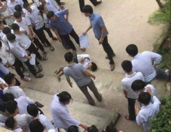 Thanh Hóa: Nam sinh lớp 10 bất ngờ nhảy từ tầng 2 xuống sân trường