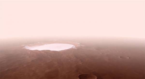Bay qua hố băng rộng 82km trên sao Hỏa