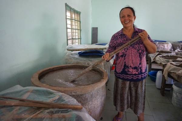 Quảng Nam: ‘Bắt’ con ruốc ngậm hạt muối Sa Huỳnh, 6 tháng sau mở thùng ra thấy điều bất ngờ