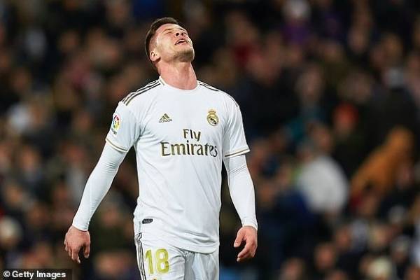 Real Madrid chuẩn bị bán ngôi sao “chỉ ăn với cách ly”