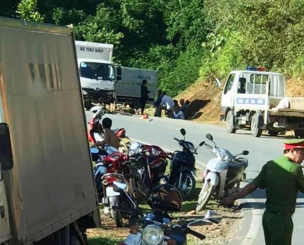 Điện Biên: Xe tải va chạm xe máy, một người nguy kịch