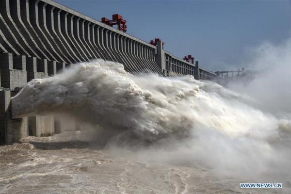 Lũ lụt Trung Quốc 2.8: Đập Tam Hiệp không thể đơn thương độc mã cắt lũ