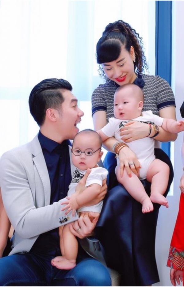 Cặp song sinh siêu đẹp nhờ gen của mẫu nam 9X Trương Nam Thành và nữ đại gia U50