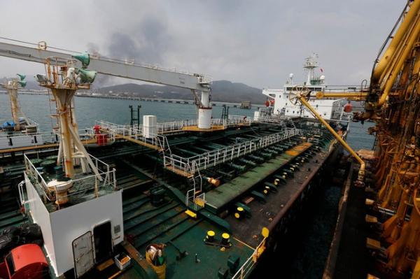 Mỹ bắt giữ 4 tàu chở dầu Iran, đưa về Texas