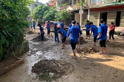 2 người chết do mưa lớn gây sạt lở đất ở Hà Giang