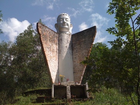 ‘Bí ẩn’ đầu tượng Phật Dốc 47 trên Quốc lộ 51
