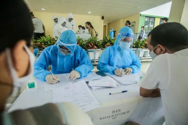 Hà Nội hạn chót 20-8 hoàn tất xét nghiệm PCR những người về từ tâm dịch Covid-19 ở Đà Nẵng
