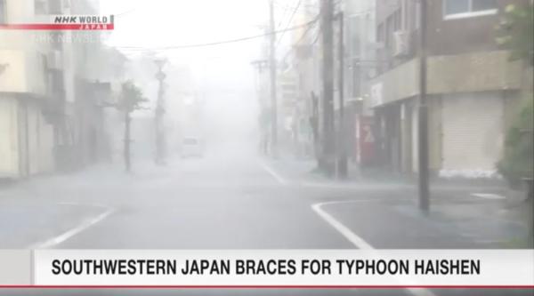 Nhật Bản sắp ‘đón’ bão rất mạnh