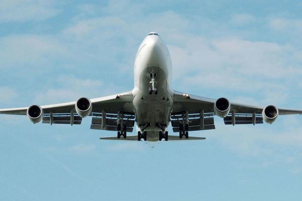 Boeing 747 được đề nghị hoán cải thành ‘mẫu hạm trên không’