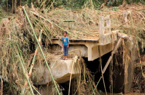 Quảng Nam: Huyện Tây Giang thiệt hại hơn 173 tỷ đồng, hàng trăm hộ dân bị cô lập
