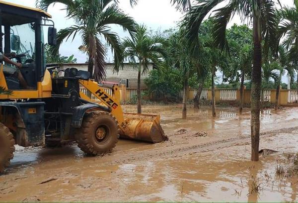 Hơn 300 điểm trường học ở Quảng Trị bị ảnh hưởng do lũ lụt lịch sử