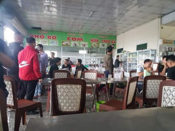 Chủ quán ăn ở Quảng Trị vay tiền để mời cơm các đoàn từ thiện