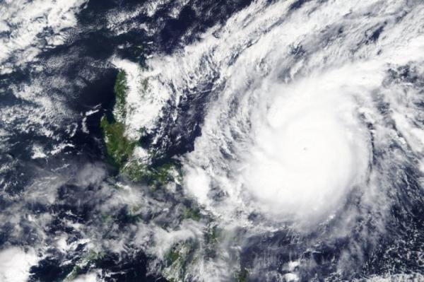 Siêu bão Goni đổ bộ Philippines, tình trạng ứng phó như thời chiến