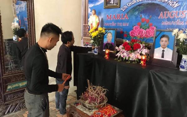 Hà Tĩnh: Tiếp nhận 5 th‌i hà‌i t‌ử von‌g do TNGT tại Campuchia về an táng tại quê nhà
