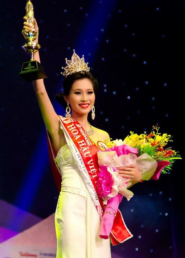 Hoa hậu Đặng Thu Thảo thay đổi thế nào sau 8 năm đăng quang?