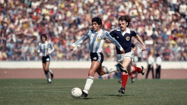 Thời khắc cay đắng trong sự nghiệp của Maradona