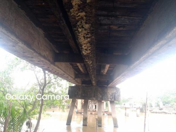 Tiền Giang: Tính mạng người dân “lơ lửng” trên cây cầu gần 40 năm tuổi sắp sập