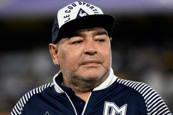 Nghi vấn Maradona bị ngộ sát, cảnh sát khám nhà bác sĩ riêng