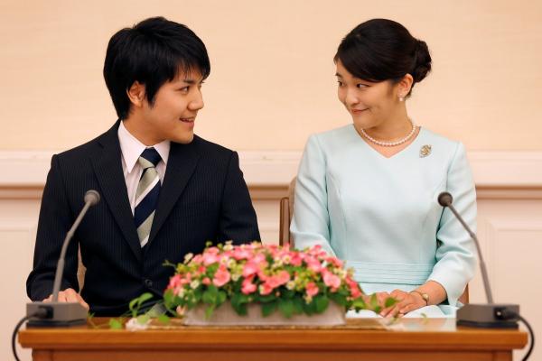 Thái tử Nhật Bản lần đầu lên tiếng việc con gái quyết cưới thường dân