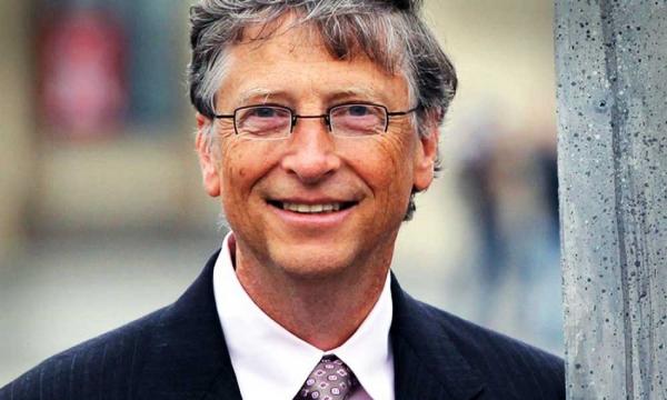 Bill Gates luôn mang theo một chiếc túi chứa đựng bí mật thành công của mình. Vậy bên trong đó có gì?